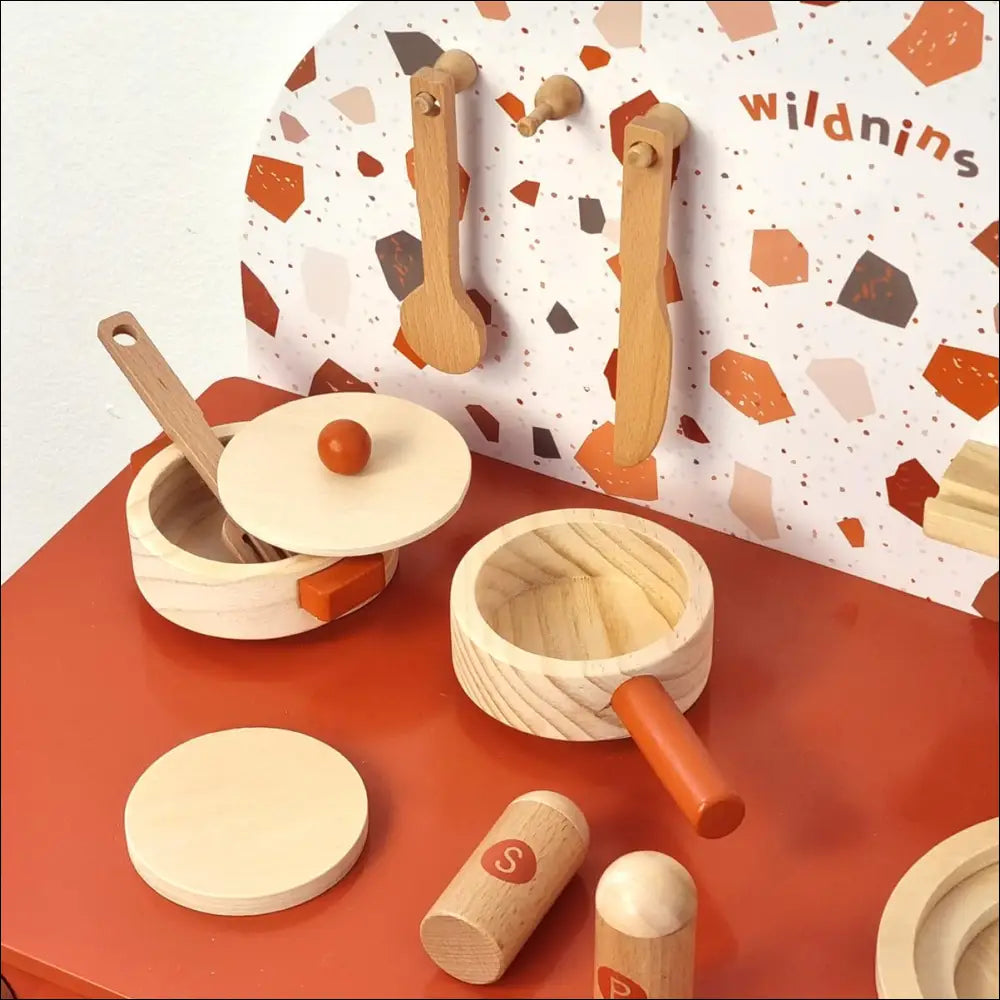 Juego de cocina de madera Cocinita Food Heaven con utensilios y ollas para niños