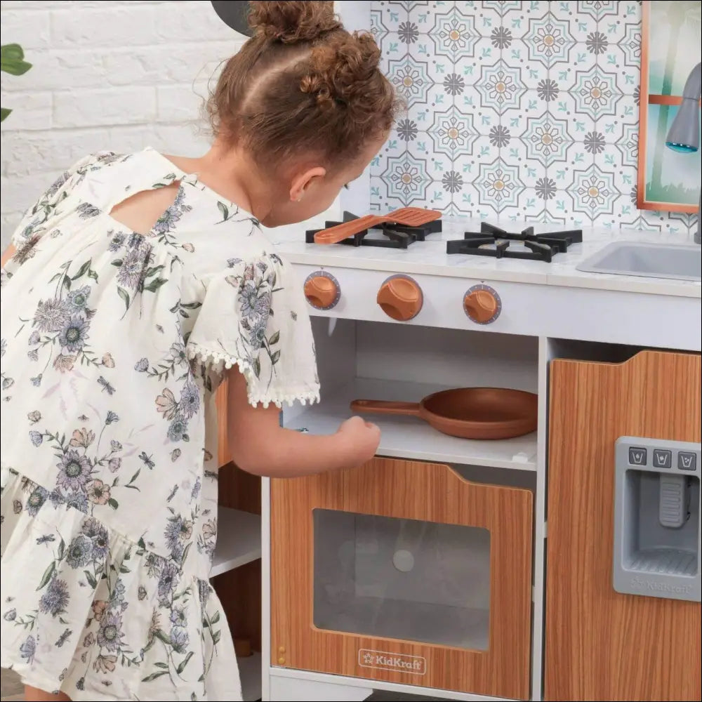 Cocinitas de madera KidKraft con dispensador de hielo para niños - Juguete