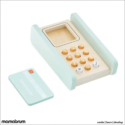Teléfono de juguete de madera con acentos verde menta para el Puesto de Mercado Mamabrum
